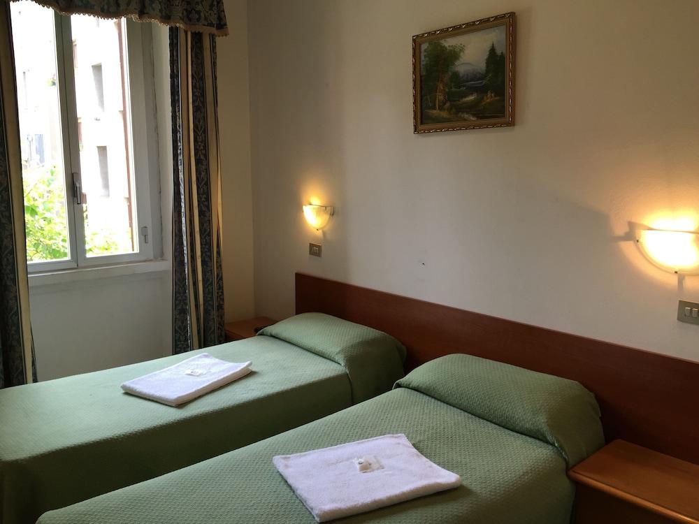 Hotel Adelchi Mailand Exterior foto