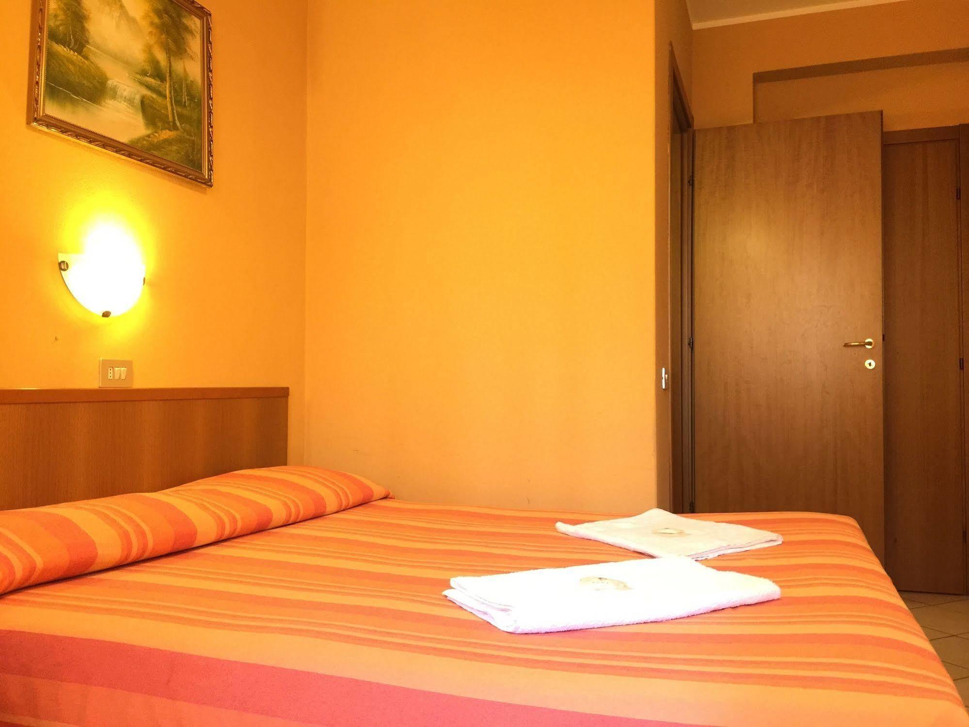 Hotel Adelchi Mailand Exterior foto
